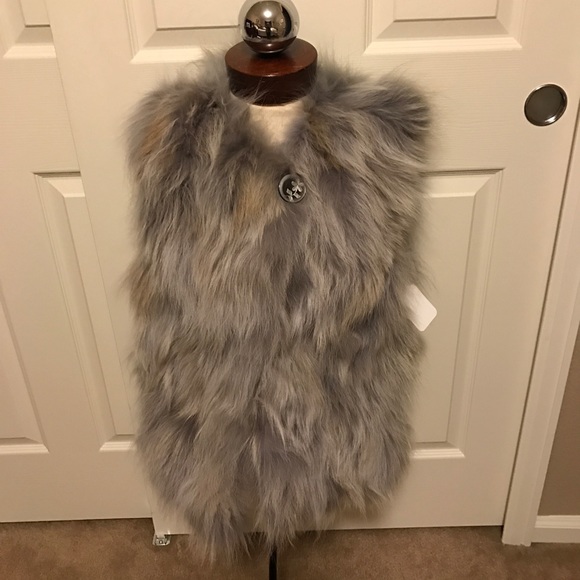 Genuine fox fur vest - Picture 1 of 5
